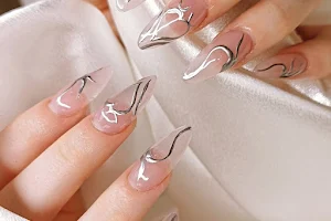 Tsawwassen Bay Nails image