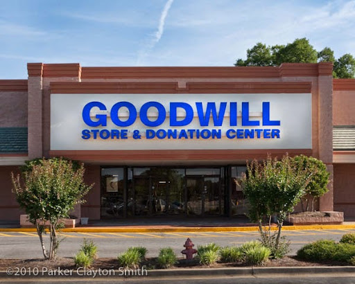 Goodwill of North Georgia: Griffin Store and Donation Center, 1424 N Expy, Griffin, GA 30223, Thrift Store