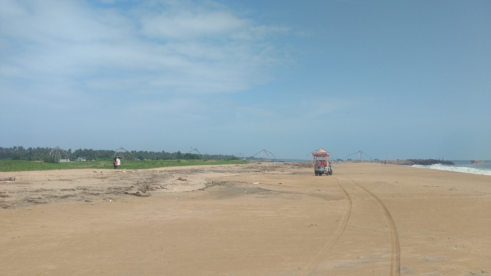Munnakal Beach'in fotoğrafı geniş plaj ile birlikte