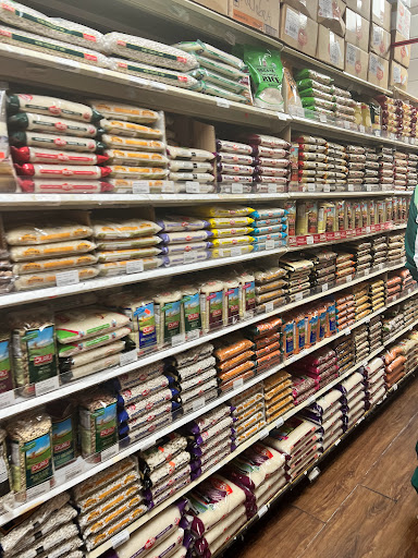 Grocery Store «Nizam», reviews and photos, 608 Anderson Ave # 3, Cliffside Park, NJ 07010, USA