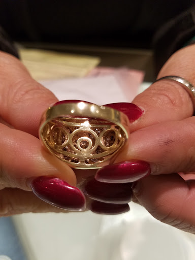 Jewelry Store «Jared The Galleria of Jewelry», reviews and photos, 914 Rivergate Pkwy, Goodlettsville, TN 37072, USA