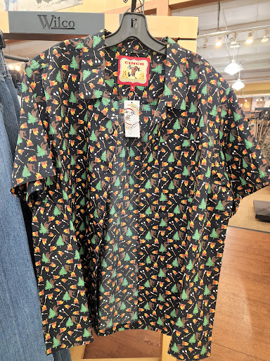 Animal Feed Store «Wilco Farm Store», reviews and photos, 2741 OR-99W, McMinnville, OR 97128, USA