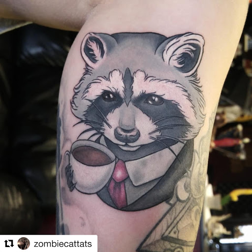 Tattoo Shop «Black Dahlia Tattoo Gallery», reviews and photos, 37812 Vine St, Willoughby, OH 44094, USA