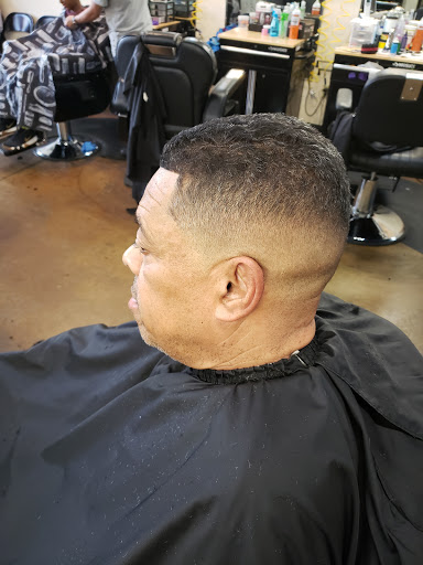 Barber Shop «Uppercuts Barber Shop», reviews and photos, 10450 Medlock Bridge Rd #106, Johns Creek, GA 30097, USA