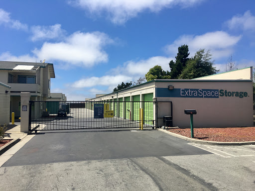 Extra Space Storage image