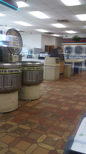 Dry Cleaner «Uni Cleaners», reviews and photos, 19145 Telegraph Rd, Detroit, MI 48219, USA