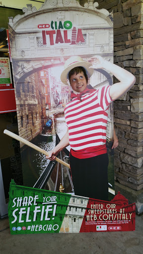 Grocery Store «H-E-B Grocery», reviews and photos, 215 River Ranch Rd, Kingsland, TX 78639, USA