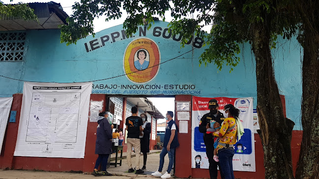 Opiniones de Colegio Amada Perez De Gomez 60008 en Iquitos - Escuela
