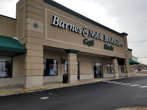 Barnes & Noble, 102 Park Ave #1, Willow Grove, PA 19090, USA, 