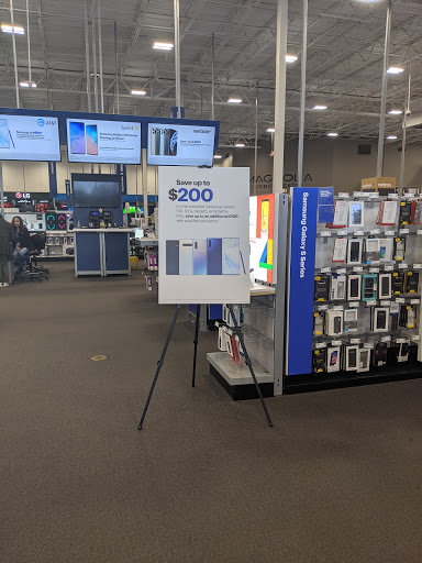 Electronics Store «Best Buy», reviews and photos, 20914 N Frederick Rd, Germantown, MD 20876, USA