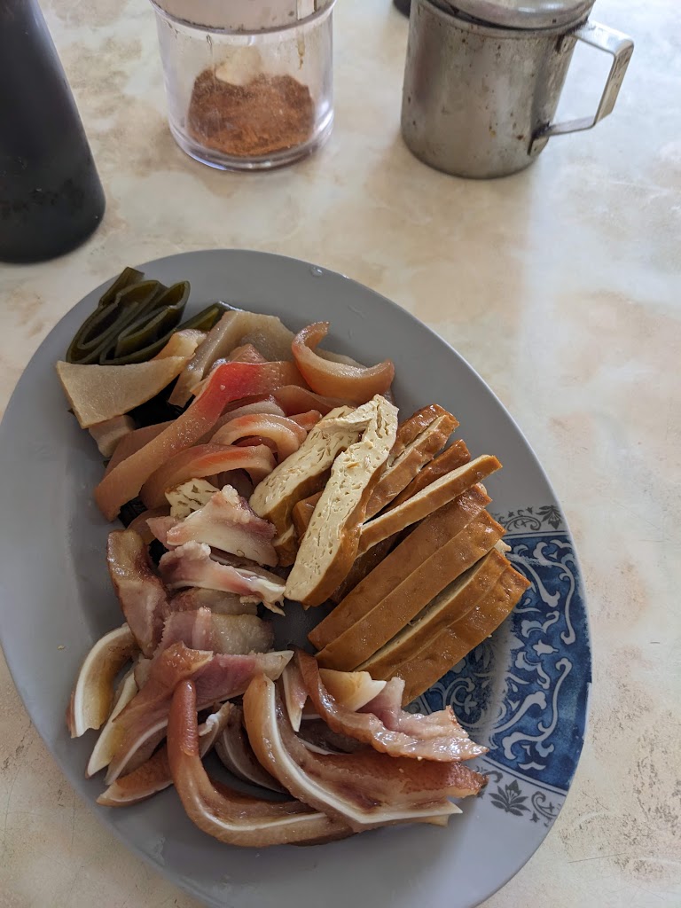 歪仔伯東市意麵 的照片