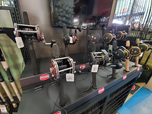 Outdoor Sports Store «Tampa Fishing Outfitters», reviews and photos, 3916 W Osborne Ave, Tampa, FL 33614, USA