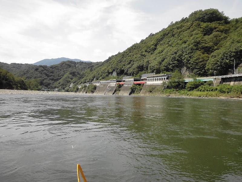 天神ヶ滝・天神の滝 (富士川 三大難所)