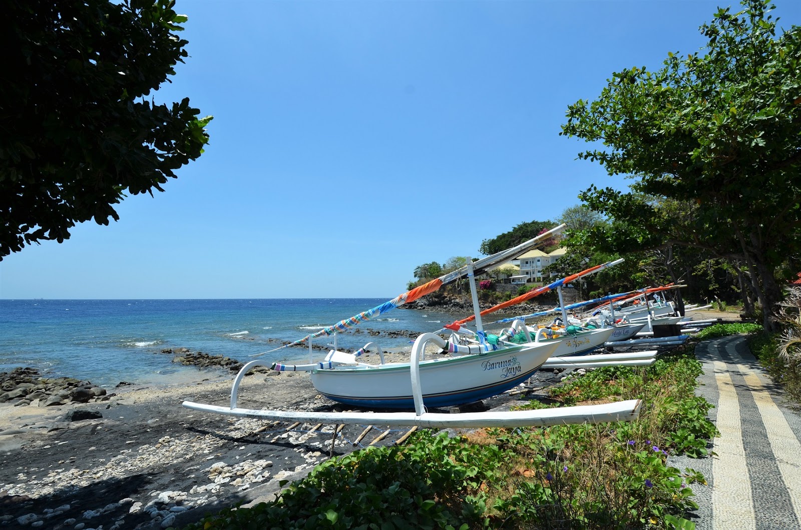 Selang Beach'in fotoğrafı ve yerleşim