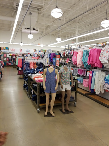 Clothing Store «Old Navy», reviews and photos, 1825 N Pebble Creek Pkwy, Goodyear, AZ 85395, USA