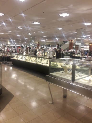 Department Store «Nordstrom», reviews and photos, 1880 Annapolis Mall Rd, Annapolis, MD 21401, USA