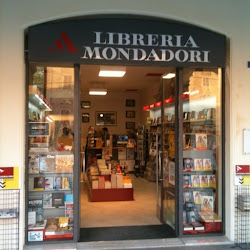 Mondadori Bookstore Carpi