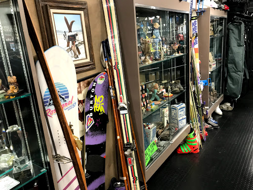 Ski Shop «BOBOS SKI BOARD PATIO», reviews and photos, 475 E Moana Ln, Reno, NV 89502, USA