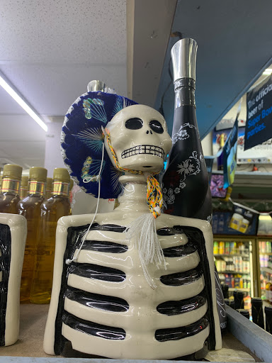 Liquor Store «Peachtree Package Store», reviews and photos, 300 Peachtree St NE # Cs1, Atlanta, GA 30308, USA