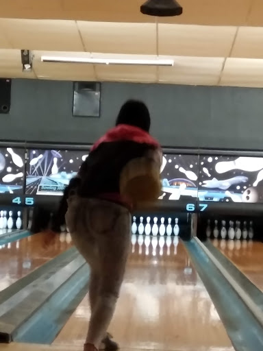 Bowling Alley «Dix-E-Town Lanes», reviews and photos, 4547 N Dixie Hwy, Elizabethtown, KY 42701, USA