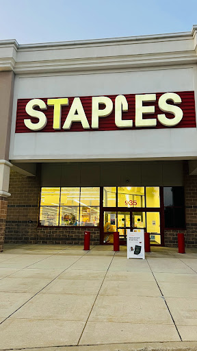 Office Supply Store «Staples», reviews and photos, 935 E Lancaster Ave, Downingtown, PA 19335, USA