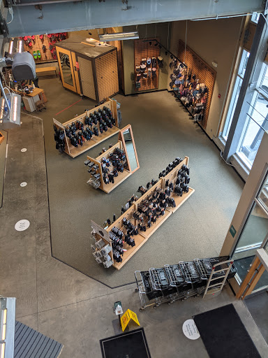 Camping Store «REI», reviews and photos, 22 Chapel View Blvd, Cranston, RI 02920, USA