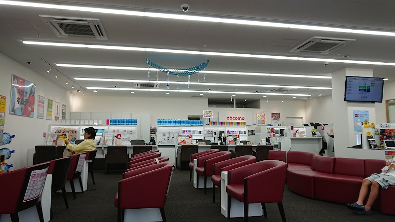 ドコモショップ イオンタウン鈴鹿玉垣店 三重県鈴鹿市南玉垣町 携帯電話ショップ グルコミ