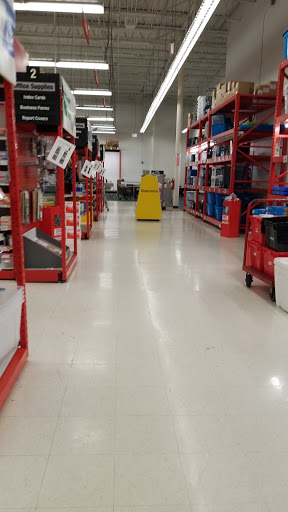 Office Supply Store «Staples», reviews and photos, 1866 James L Redman Pkwy, Plant City, FL 33563, USA