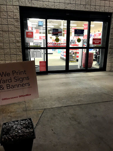 Office Supply Store «Office Depot», reviews and photos, 1580 Holcomb Bridge Rd #15, Roswell, GA 30076, USA