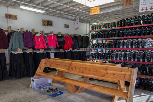 Sporting Goods Store «Sports Basement San Ramon», reviews and photos, 1041 Market Pl, San Ramon, CA 94583, USA