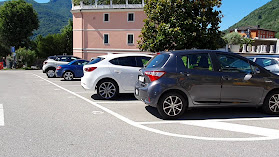 Parcheggi pubblici piazzale Al Doyro