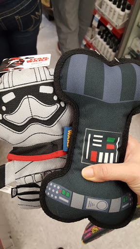 Pet Supply Store «Petco Animal Supplies», reviews and photos, 131 Topsham Fair Mall Rd #1, Topsham, ME 04086, USA