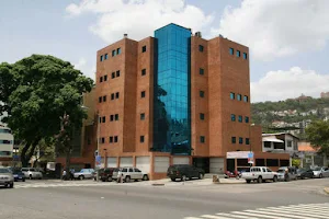 Clinica Nueva Caracas image