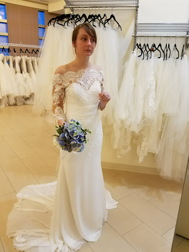 Bridal Shop «Marie Gabriel Couture Bridal», reviews and photos, 5252 E 82nd St Suite #201, Indianapolis, IN 46250, USA
