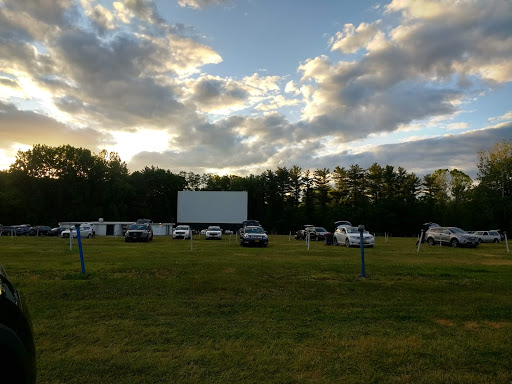 Drive-in Movie Theater «Overlook Drive-In Theatre», reviews and photos, 126 De Garmo Rd, Poughkeepsie, NY 12601, USA
