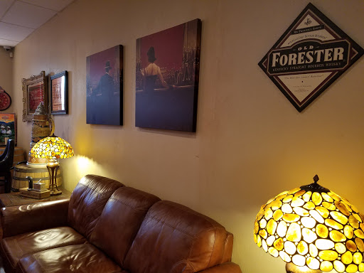 Liquor Store «Cottage Hill Package Store», reviews and photos, 6376 Cottage Hill Rd, Mobile, AL 36609, USA