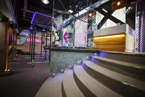 LOONA Fitness Experience image
