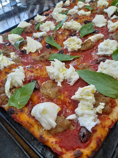 Pizza Tracks in Maccarese, Città Metropolitana di Roma Capitale