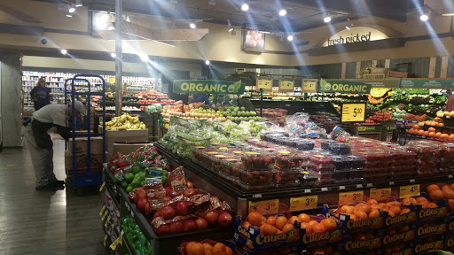 Grocery Store «Safeway», reviews and photos, 2811 Middlefield Rd, Palo Alto, CA 94306, USA