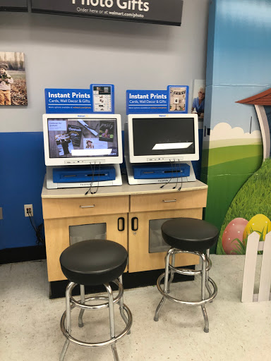 Department Store «Walmart Supercenter», reviews and photos, 801 Meacham Rd, Elk Grove Village, IL 60007, USA