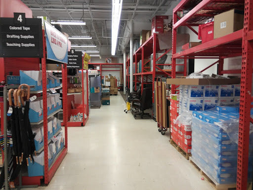 Office Supply Store «Staples», reviews and photos, 23131 Michigan Ave, Dearborn, MI 48124, USA