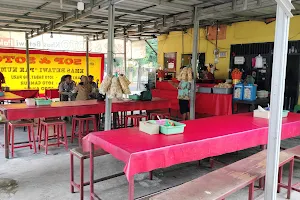 Sop dan Soto Betawi Pak Kumis image