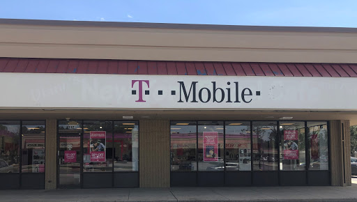 Cell Phone Store «T-Mobile», reviews and photos, 3112 S Parker Rd a, Aurora, CO 80014, USA