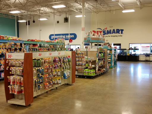 Pet Supply Store «PetSmart», reviews and photos, 2216 E Springs Dr, Madison, WI 53704, USA