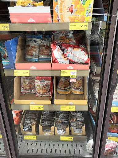 Supermarket «ALDI», reviews and photos, 3025 Iowa St, Lawrence, KS 66046, USA