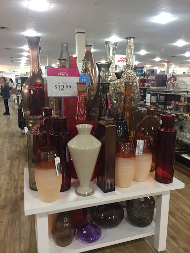 Department Store «HomeGoods», reviews and photos, 12670 W Sunrise Blvd, Sunrise, FL 33323, USA