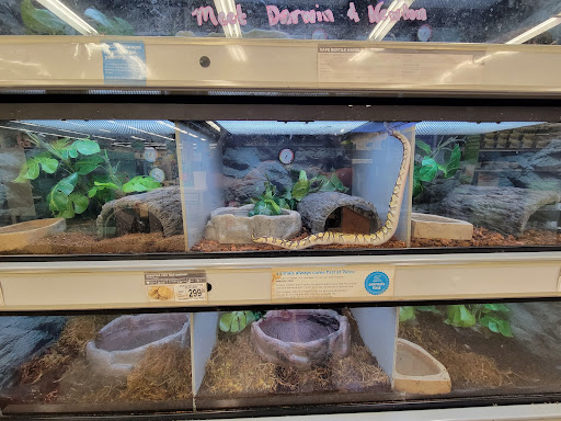 Pet Supply Store «Petco Animal Supplies», reviews and photos, 2358 S Range Ave, Denham Springs, LA 70726, USA