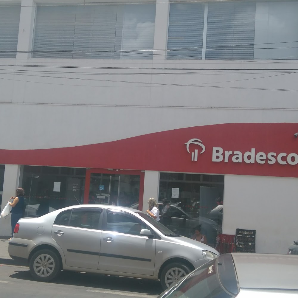 Banco em Araguari  Minas Gerais