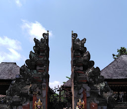 Pura Penataran Sasih photo