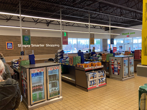 Supermarket «ALDI», reviews and photos, 550 E Golf Rd, Arlington Heights, IL 60005, USA